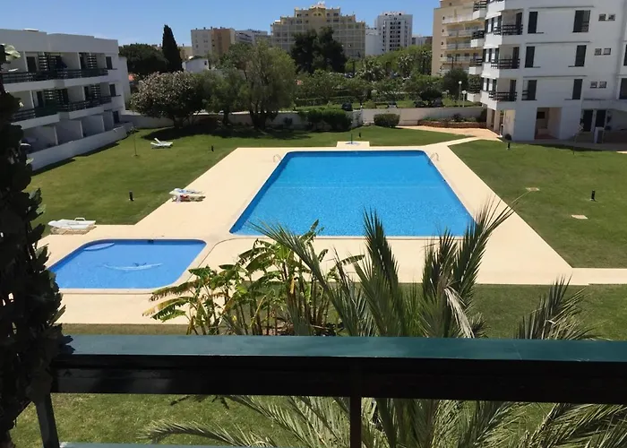 Tossan House In Vilamoura Downtown Quarteira