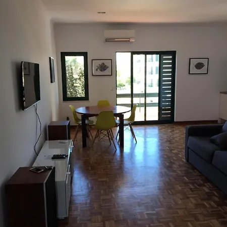 Tossan House In Vilamoura Downtown